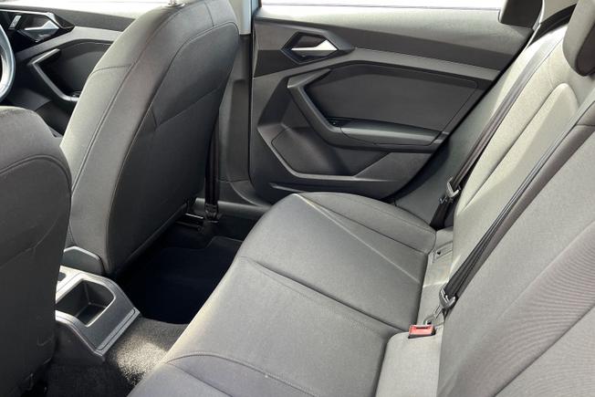 AUDI A1 Photo 40