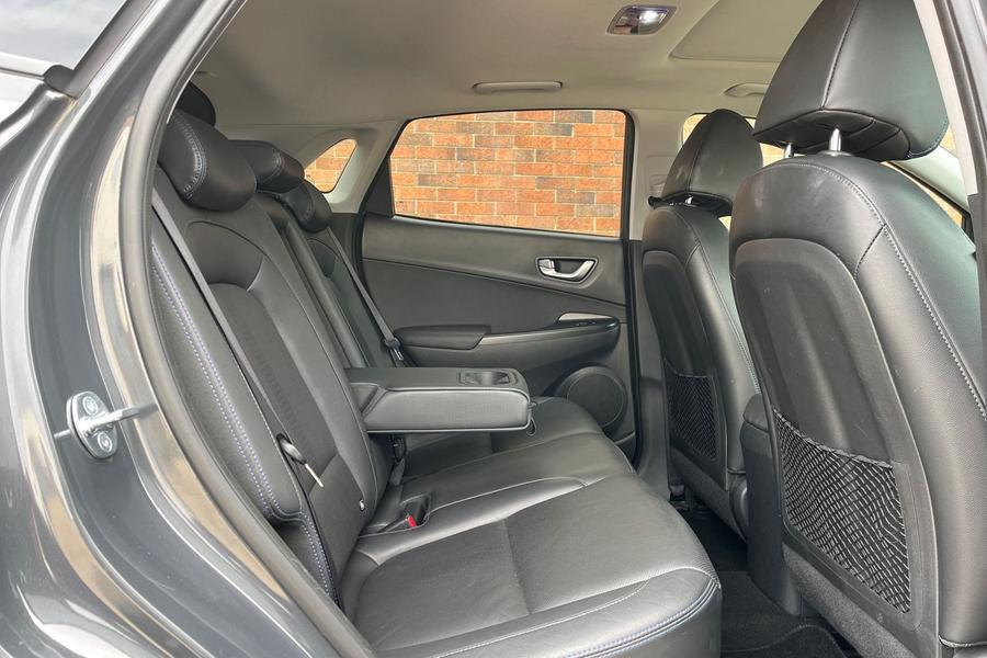 Hyundai KONA Photo autoimg-61d0506be0f3d4eee723dc19c3d88f866fb77713.jpg