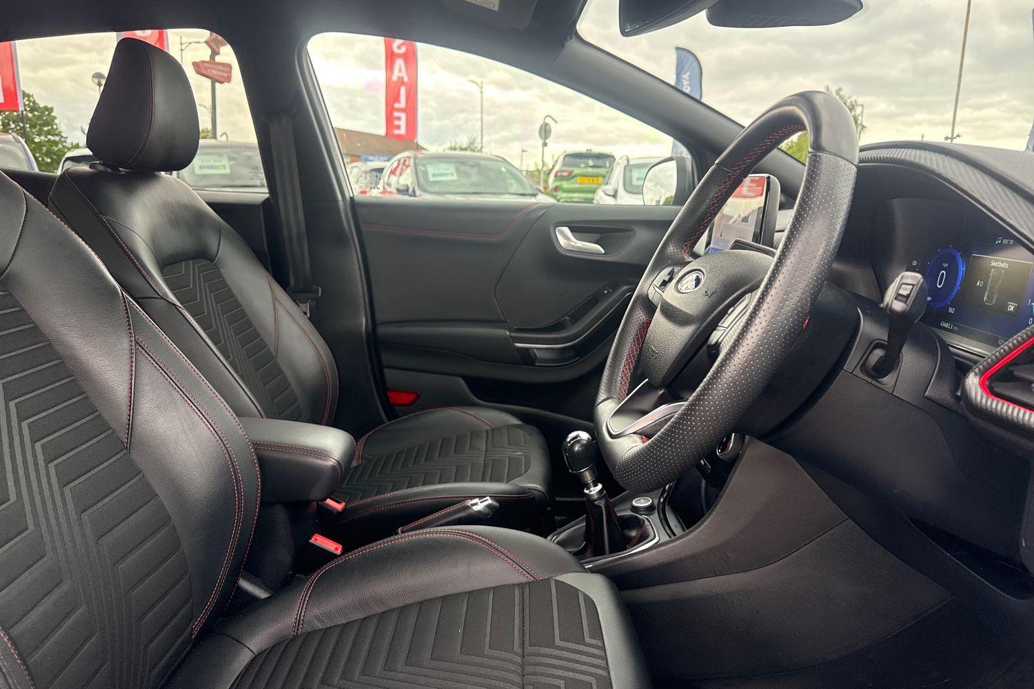 Ford Puma Photo 16