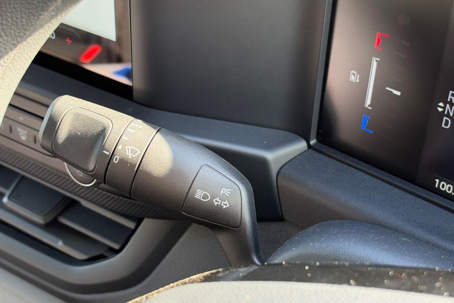 Ford E-TRANSIT CUSTOM Photo autoimg-61d488d6716b21255f368c13521d7bb31f5d820c.jpg