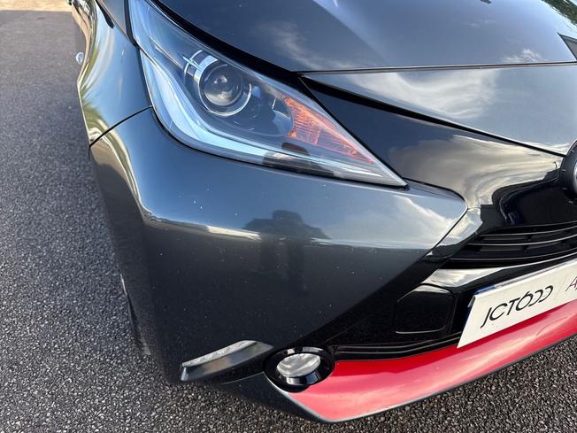 TOYOTA Aygo Photo 19