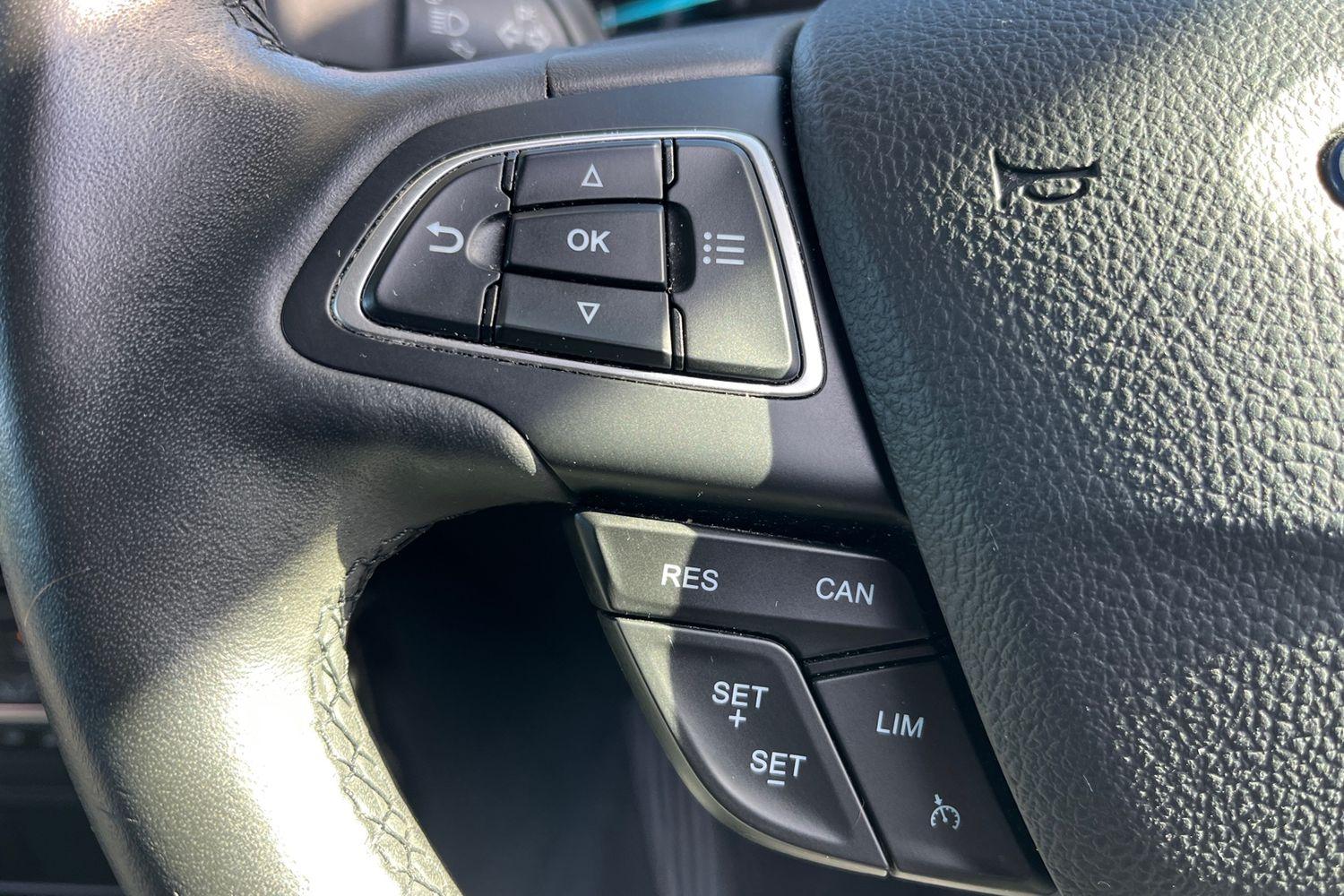 Ford ECOSPORT Photo 30