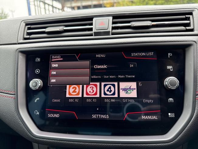 SEAT Arona Photo 33