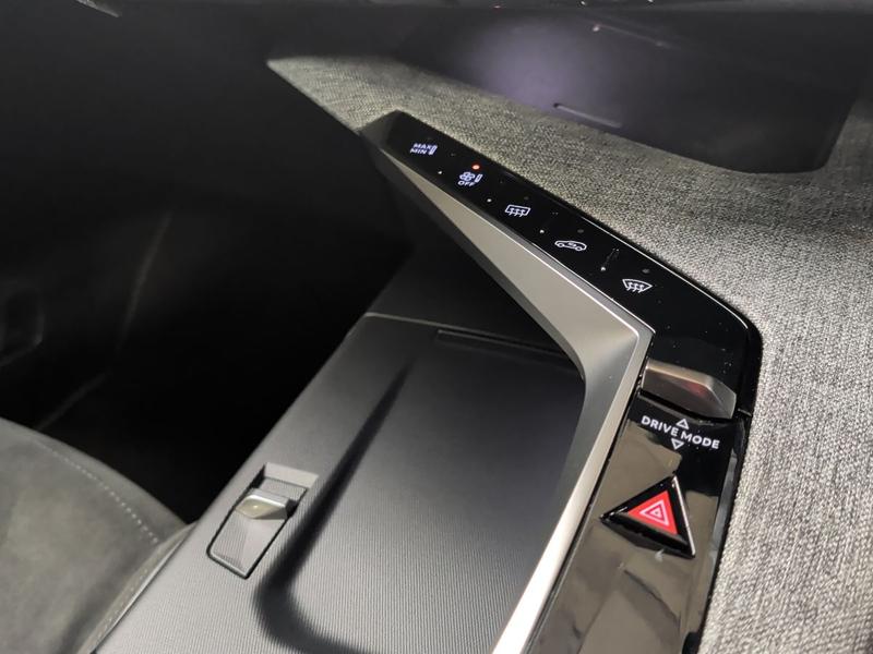 Used Peugeot E-3008 NV24RXS 39