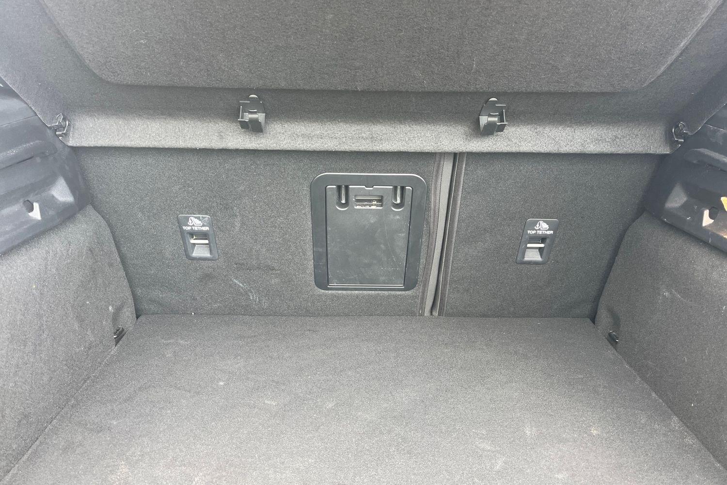 Ford FOCUS Photo 20