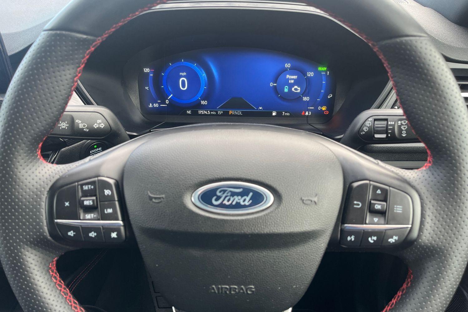 Ford KUGA Photo 11