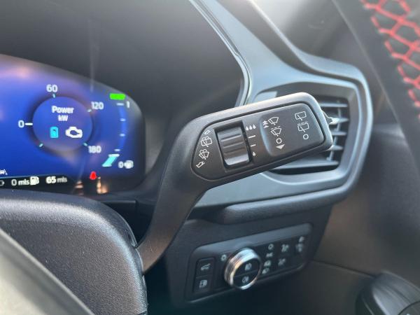 Ford Kuga Photo autoimg-61e6d37ad4c7440d0625ba6500ac01e3ec7d7acd.jpg