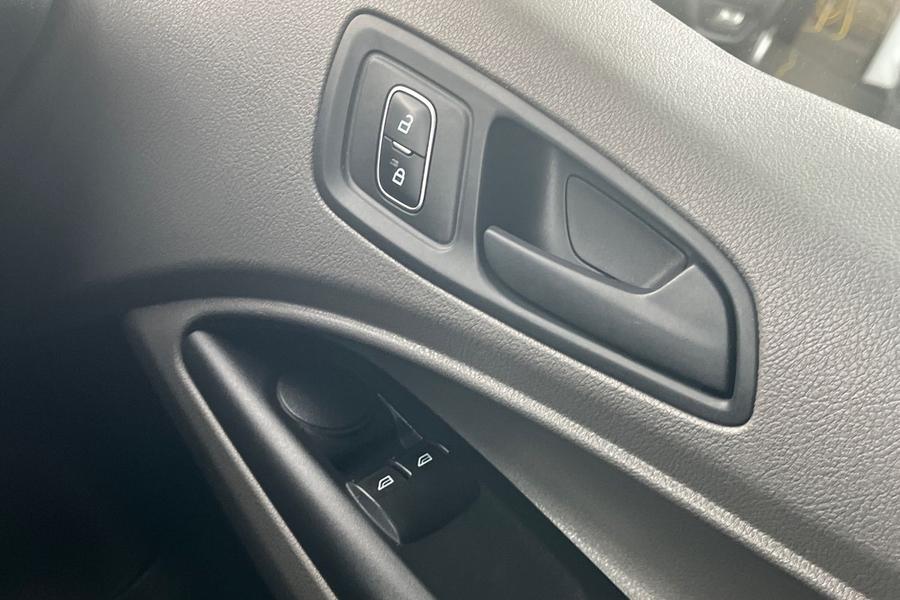 Ford TRANSIT CONNECT Photo autoimg-61e90b69b5a6b440eac9f68c81102a44742d6d93.jpg