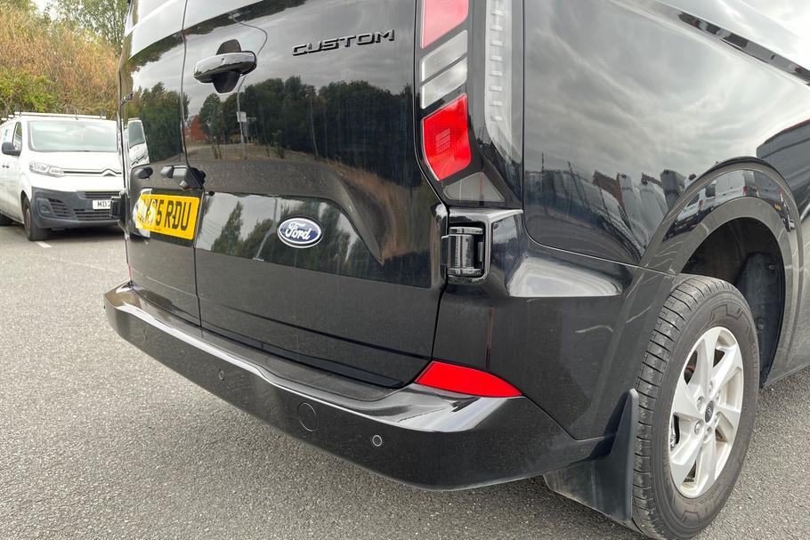 Used Ford TRANSIT CUSTOM AK75RDU 23