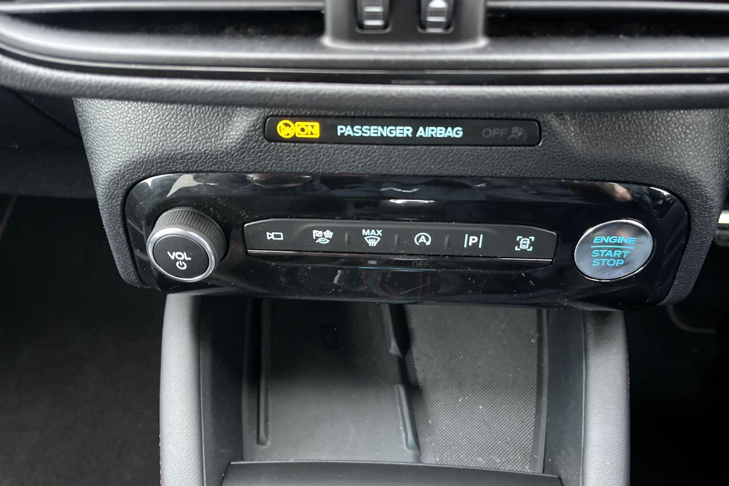 Ford KUGA Photo 26