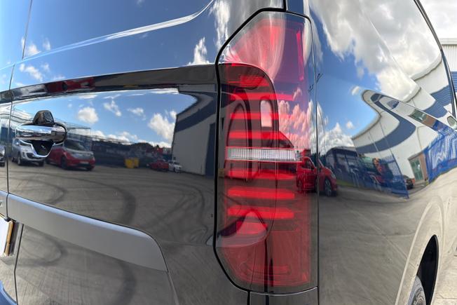 Volkswagen Transporter Photo 18