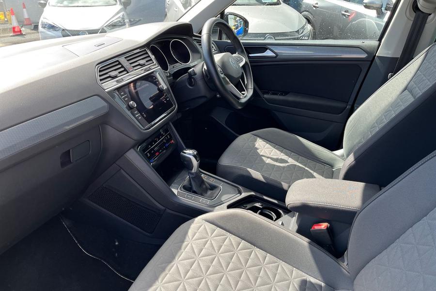 Volkswagen Tiguan Photo autoimg-61eccb7f689975cb429e786b612e051e2fb70334.jpg