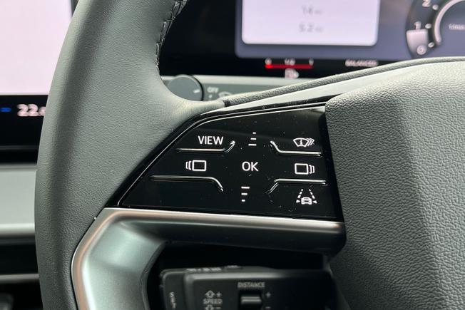 Audi  Q3 SUV Photo 16