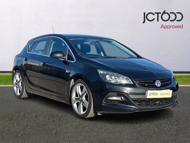 Used 2015 VAUXHALL Astra 1.6i Limited Edition Hatchback 5dr Petrol Manual Euro 6 (115 ps) Black at JCT600