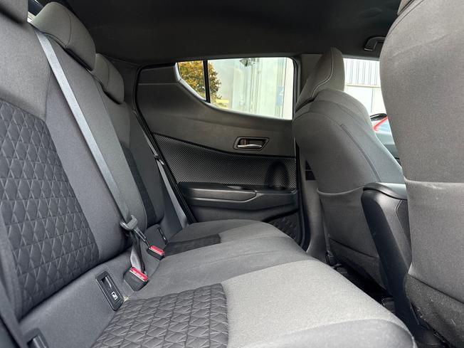 TOYOTA C-Hr Photo 46