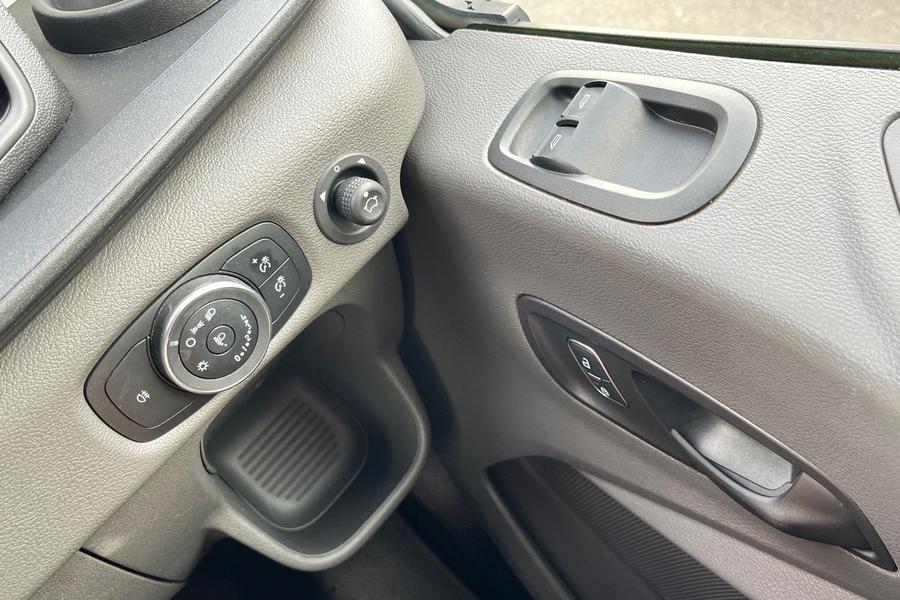 Ford TRANSIT Photo autoimg-62063f49ecd105b1fc83ed45cadba725538acf0e.jpg