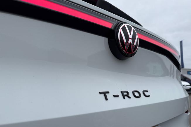 VOLKSWAGEN T-Roc Photo 22
