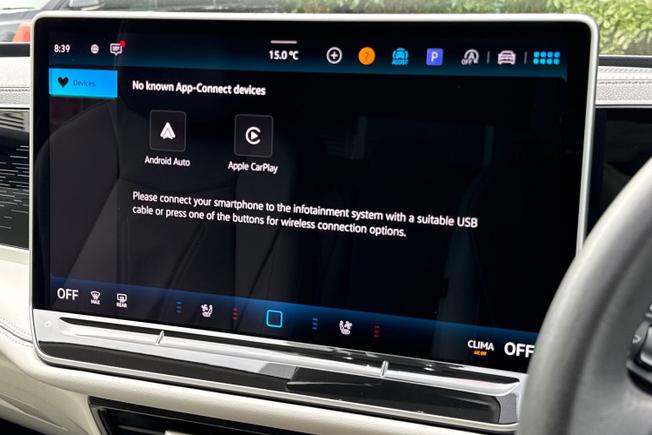 VOLKSWAGEN Passat Photo 21