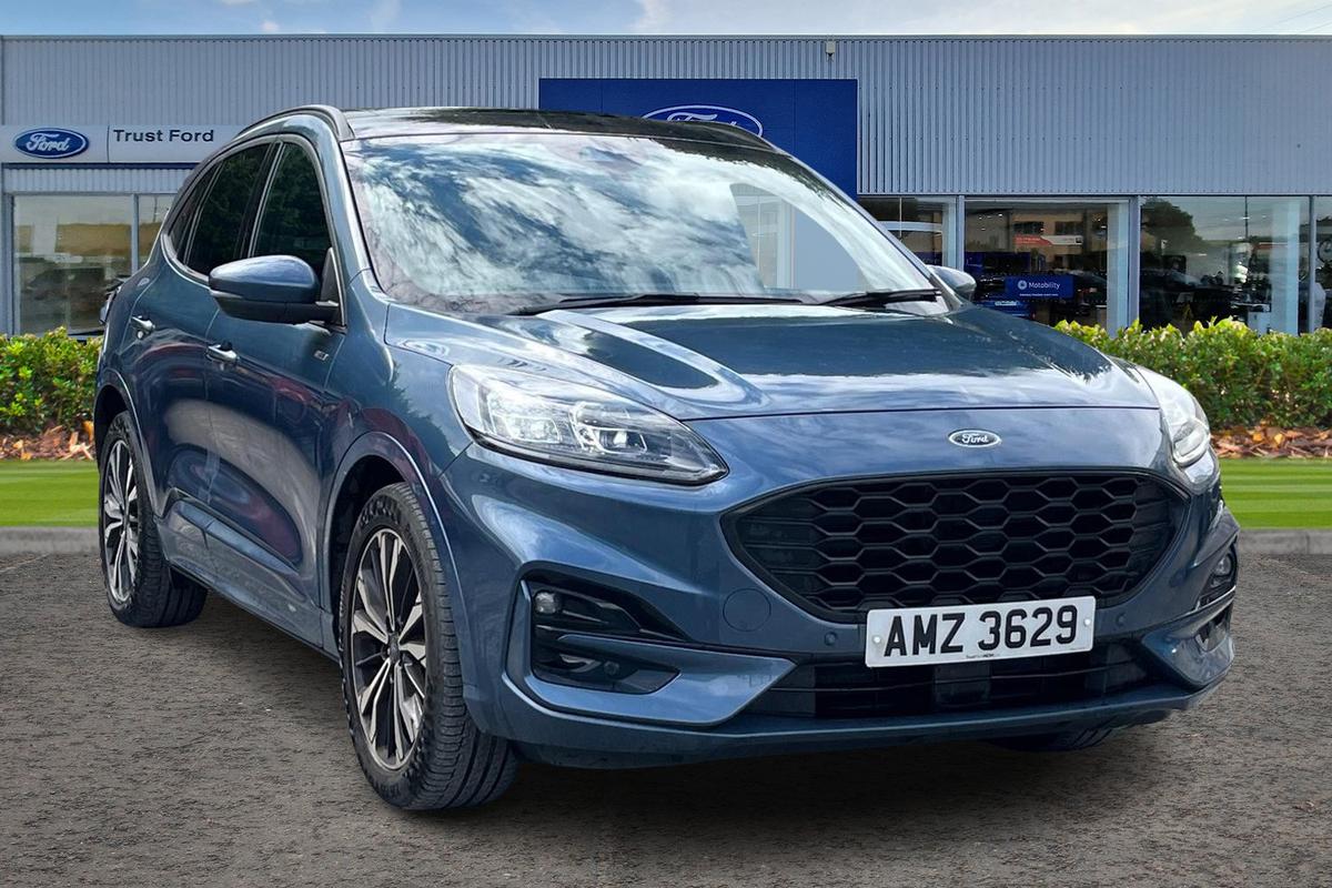 Ford Kuga listing photo