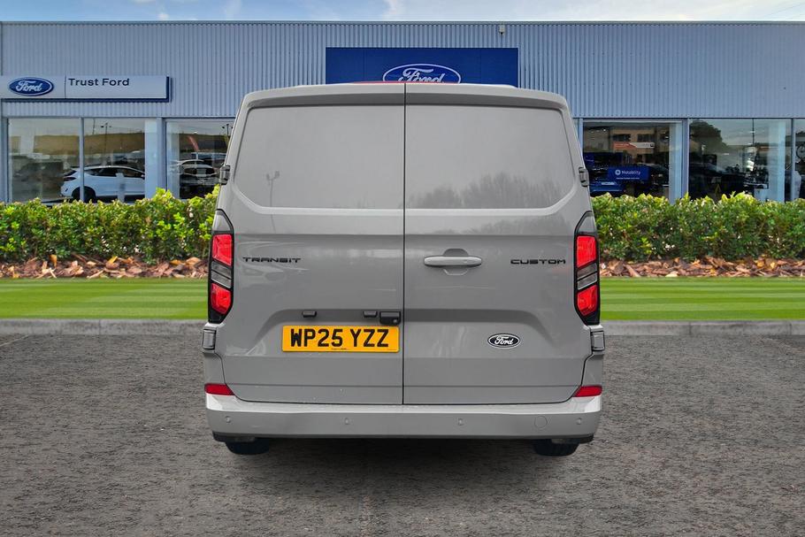 Used Ford TRANSIT CUSTOM WP25YZZ 12