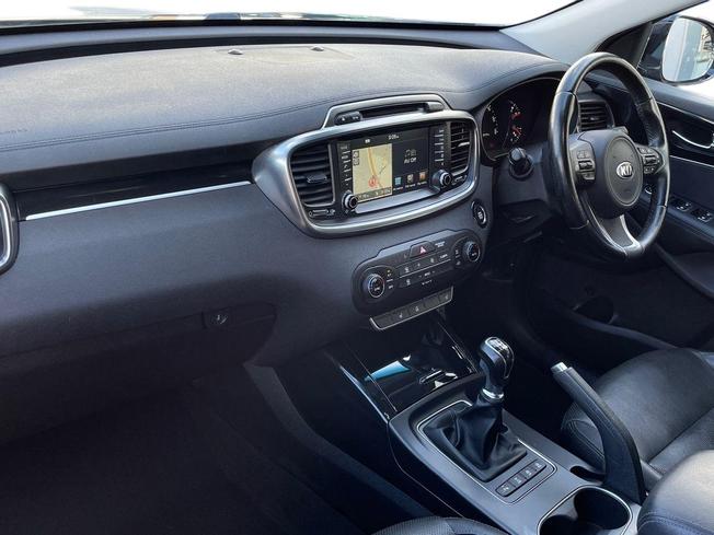 KIA Sorento Photo 2