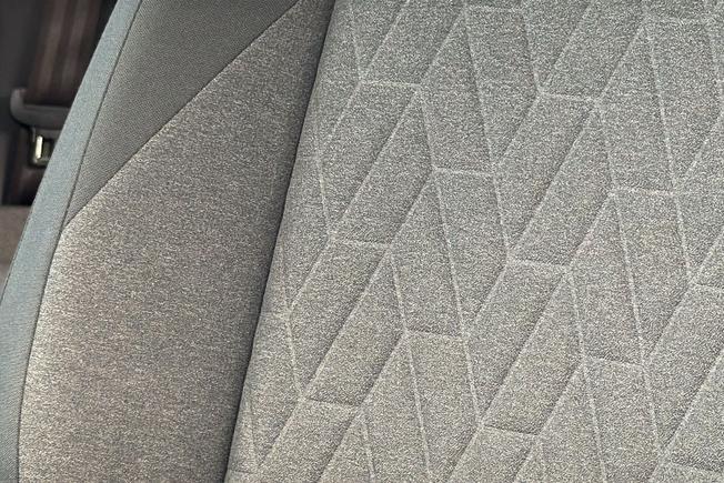 VOLKSWAGEN Golf Photo 47