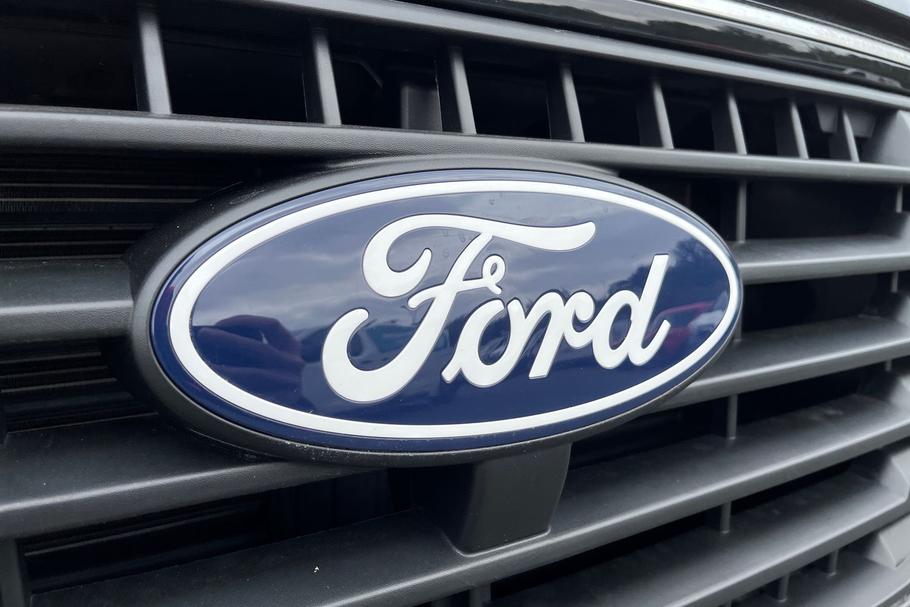 Used Ford TRANSIT CUSTOM AK75RDU 18