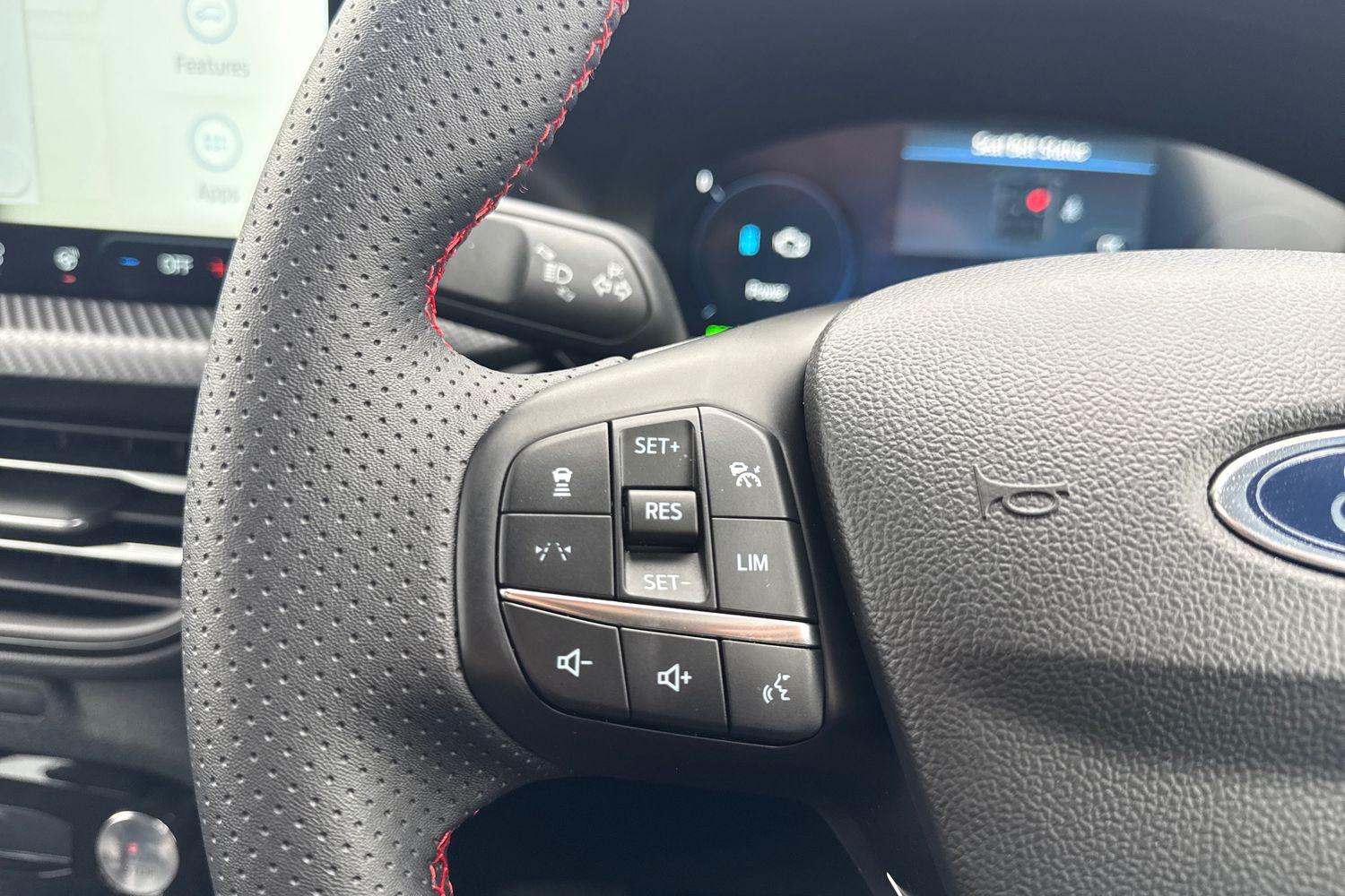 Ford KUGA Photo 26