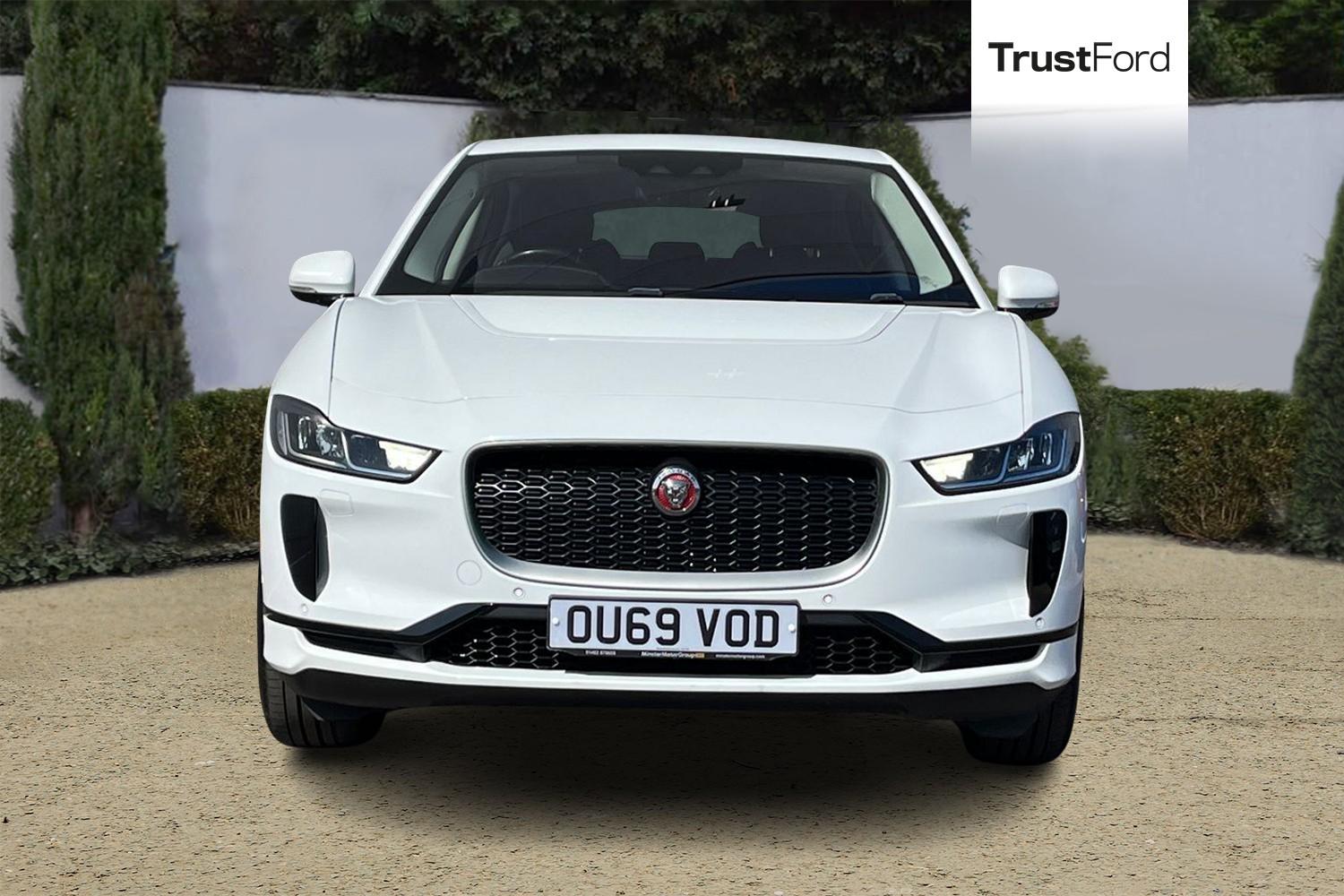Jaguar I-PACE Photo 5