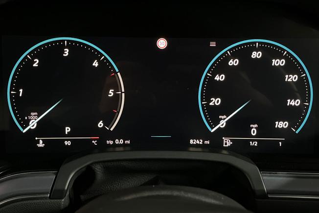 VOLKSWAGEN Touareg Photo 15