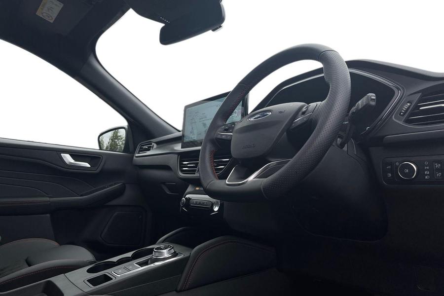 Ford Kuga Photo autoimg-62330f0bf29c3e9f601bdfc2ce5815ec18193237.jpg