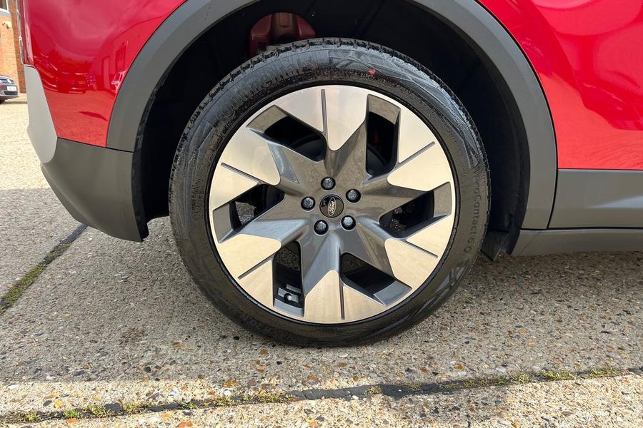 Ford Explorer Photo autoimg-6236f7c391790779aaa3932f55f5e6a0a3ff4001.jpg