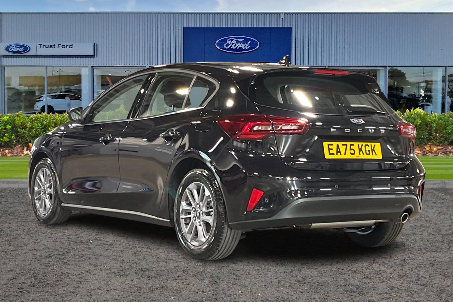 Ford Focus Photo 1