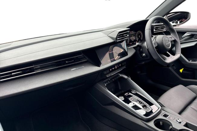 Audi A3 Photo 2