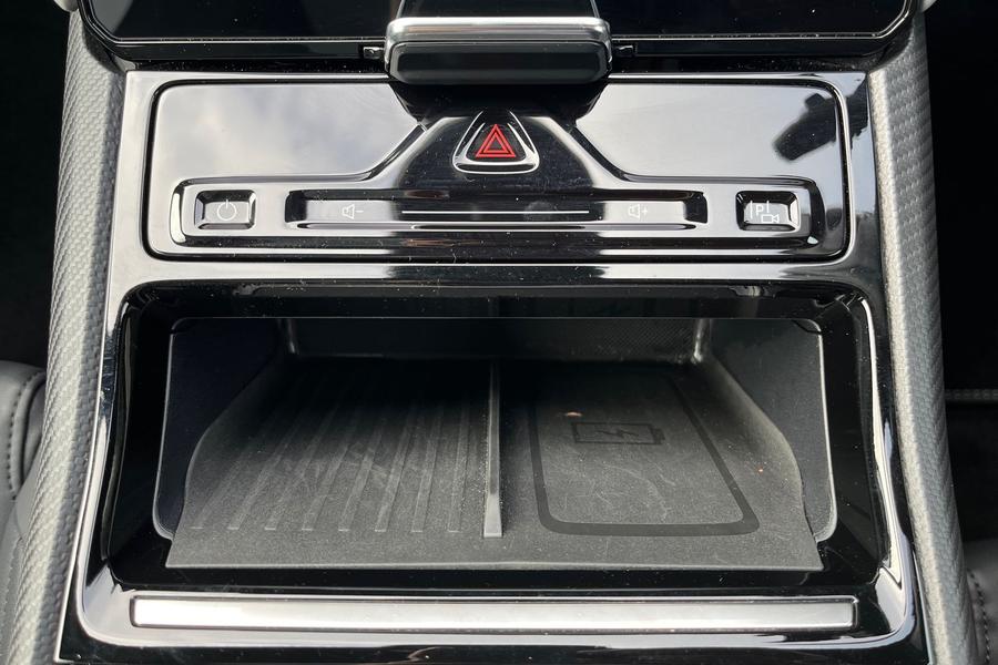 Ford Explorer Photo autoimg-623d444a4f919fa77fec44530398cf21ef3f5e11.jpg
