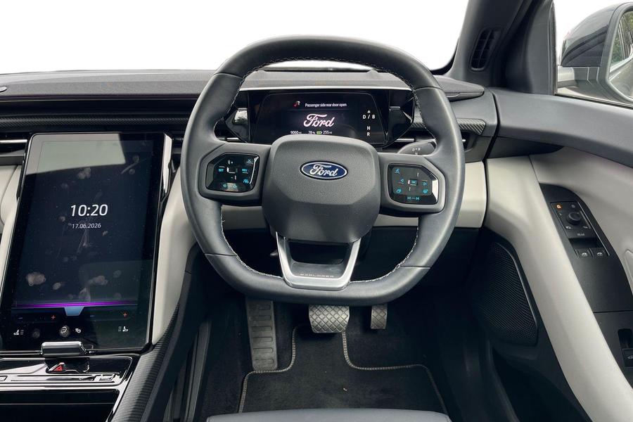 Ford Explorer Photo autoimg-6241ea8813b5b20aee75918a3a4c41025299e746.jpg