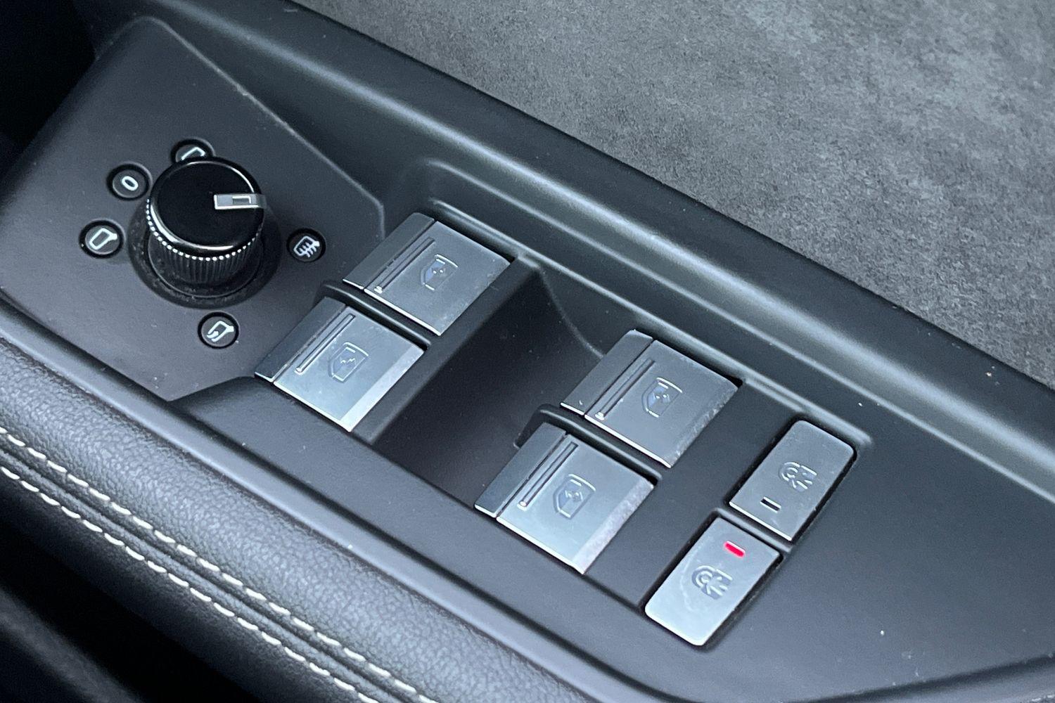 Audi E-TRON Photo 15
