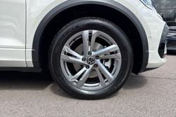 VOLKSWAGEN T-Roc Photo 5