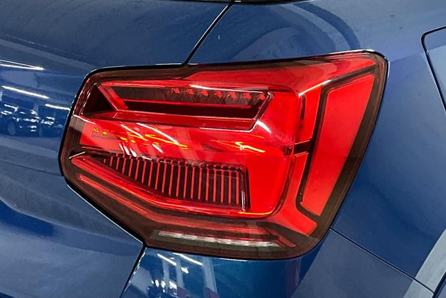 AUDI Q2 Photo 18