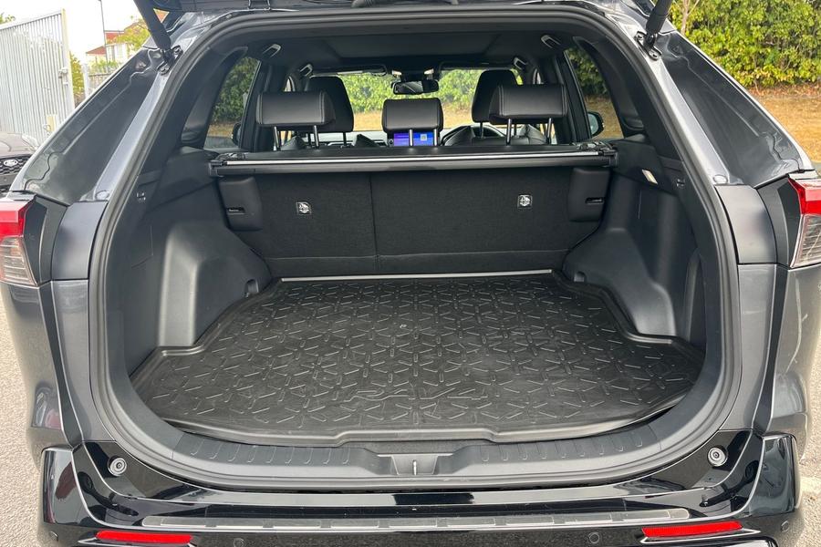 Toyota RAV4 Photo autoimg-624af2558463fd25105a0b32041e6b21bc5704e9.jpg