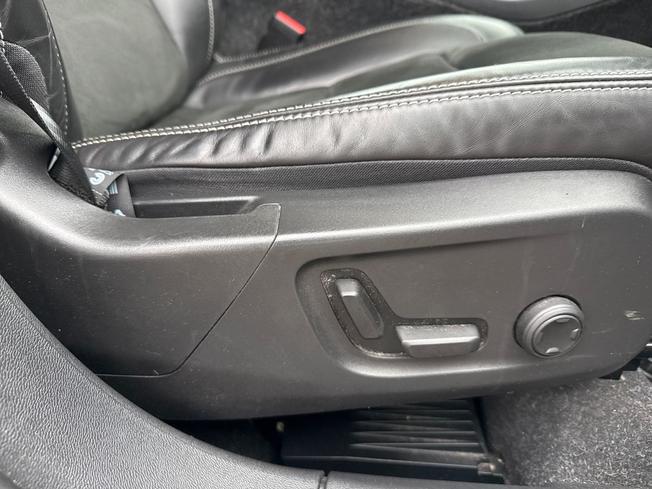 VOLVO Xc40 Photo 26