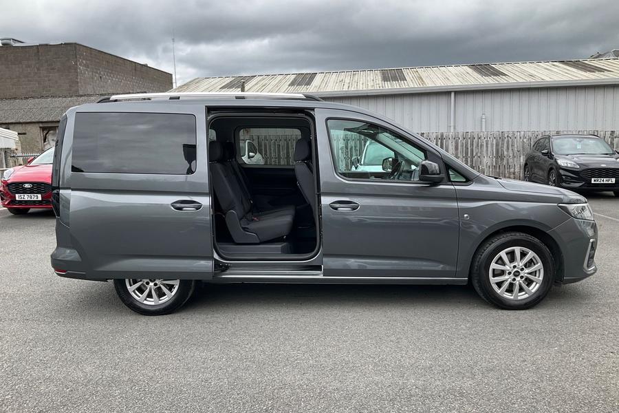 Ford TOURNEO CONNECT Photo autoimg-624ce5e039e33ee4691925550d3ae28e5bac96f6.jpg