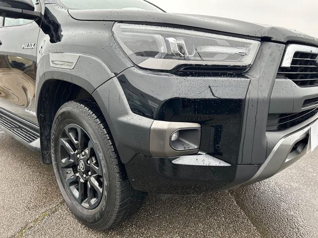 TOYOTA Hilux Photo 29