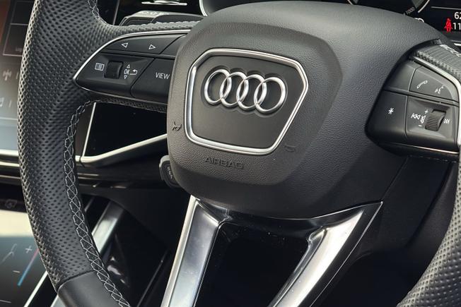 Audi Q8 Photo 41