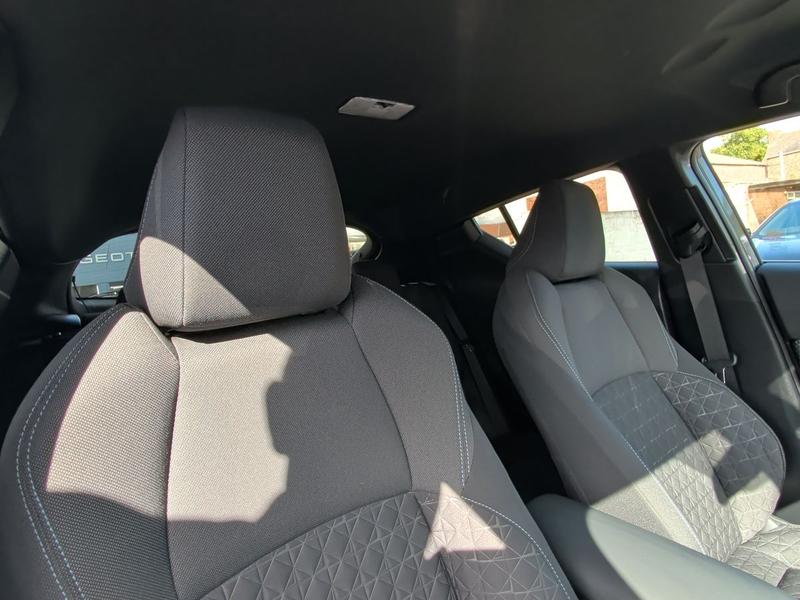 Used Toyota C-HR NV21USD 35