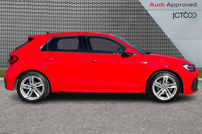 AUDI A1 Photo 4