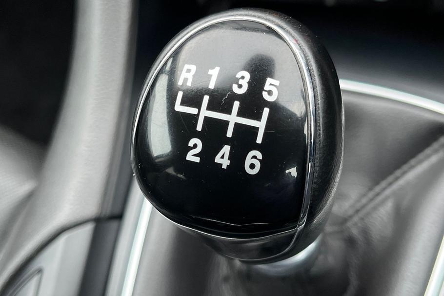 Used Ford MONDEO YM70WKG 35