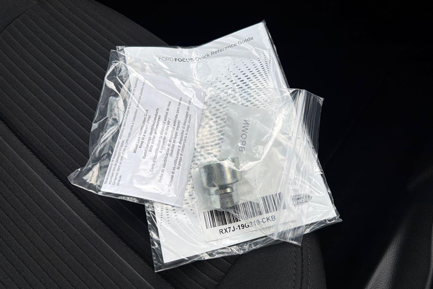 Ford FOCUS Photo 21