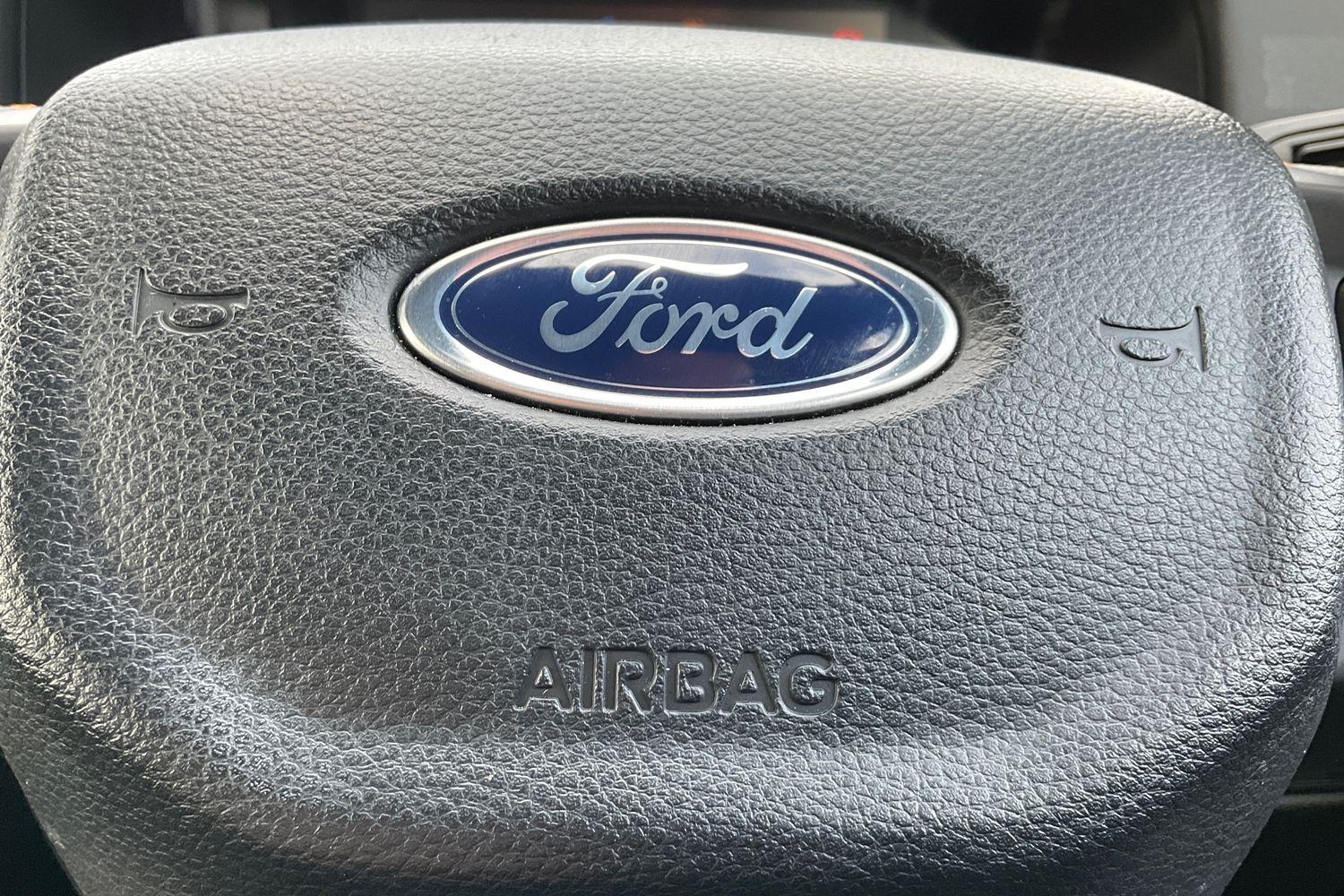 Ford RANGER Photo 40