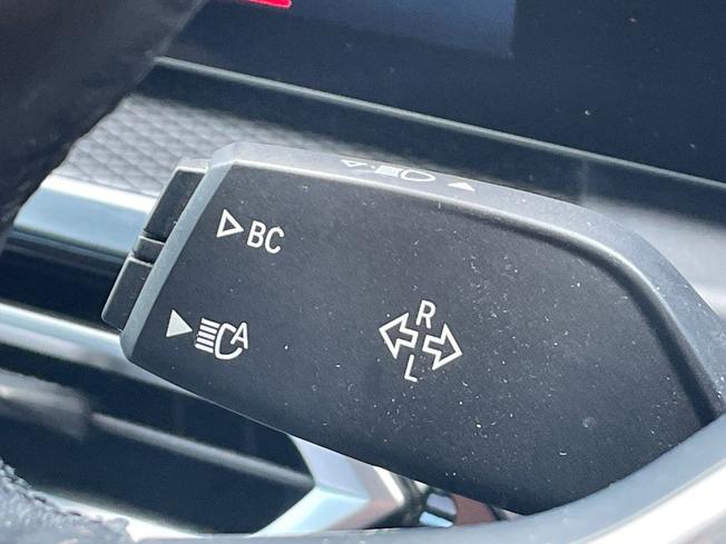 BMW I4 Photo 34